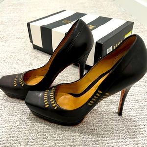 LAMB Heels